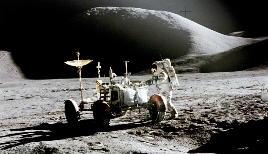 Outer space heritage site protection