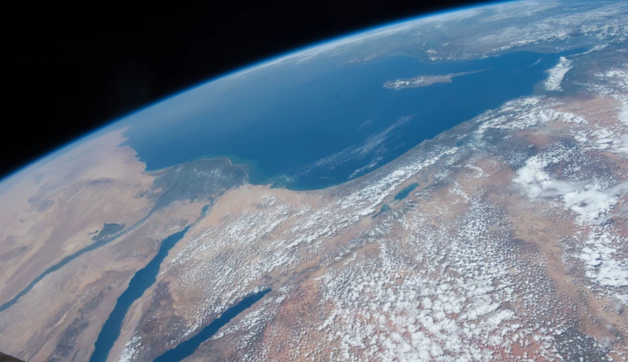 Starlink: a service or a weapon?