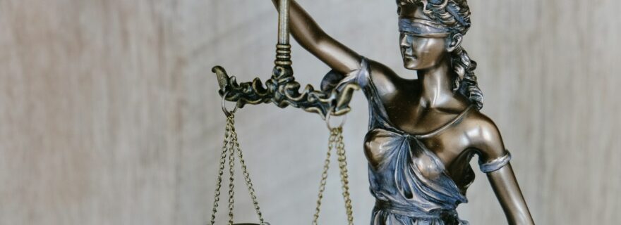 Trump targets law firms aiding the disfavoured